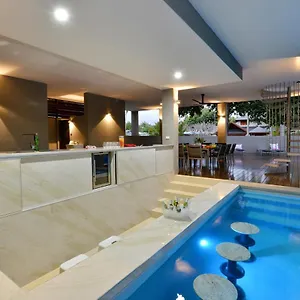 The House Holiday home Port Douglas